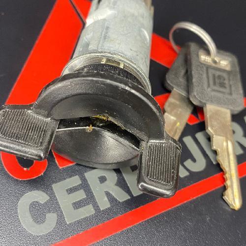 Ignicion Chevrolet / Engrane / Tornillo (KK02)