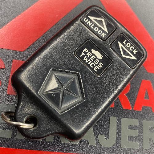 Control remoto 3B CHRYSLER /GQ43VT7T/315MHZ USado