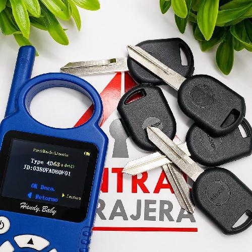 Llave CON CHIP JMA FO-30D.P 80BIT 4D83+80