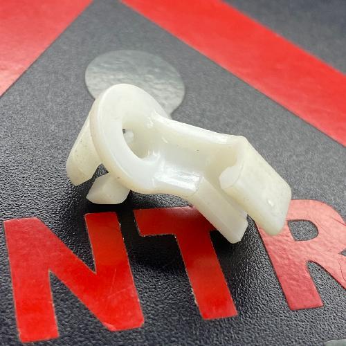 PLASTICO PARA VARILLA BLANCA (INSERTO 470)