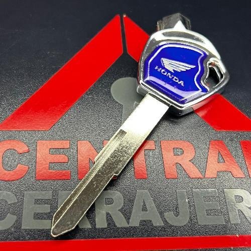 LLAVE METAL PLASTICO MOTO HONDA AZUL IMAN  (INSERTO 382)