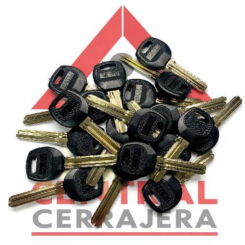 LLAVE PLASTICA FORJA PUNTOS CHAPA CHINA 35MM.L 8.7MM.A 2.2MM.G (CAJA J06)